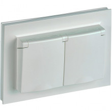 Розетка с/у 2x2P+E 16A, IP20, в сборе, со шторками и крышкой, IEK BRITE [BR-R26-16-44-K36-F] жемчуг