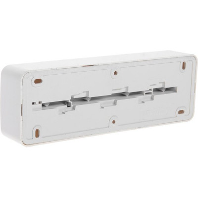 Розетка о/у 4x2P+E 16А, SmartBuy Юпитер [SBE-03w-16-S4-Z] белый