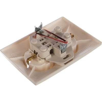 Розетка с/у 2x2P+E 16А, IP20, IEK КВАРТА [ERK24-K01-16-DM] белый