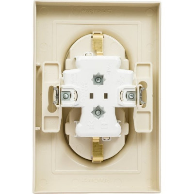 Розетка с/у 2x2P+Е 16A, IP20, со штор., в сборе, Schneider Electric ATLASDESIGN [ATN000226] бежевый