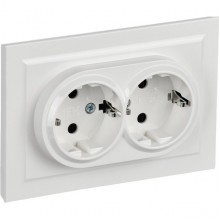 Розетка с/у 2x2P+Е 16A, IP20, в сборе, IEK BRITE [BR-R21-16-K01-F] белый